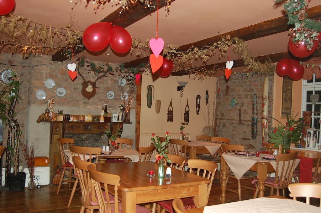 The Mitre Inn Witheridge Kültér fotó